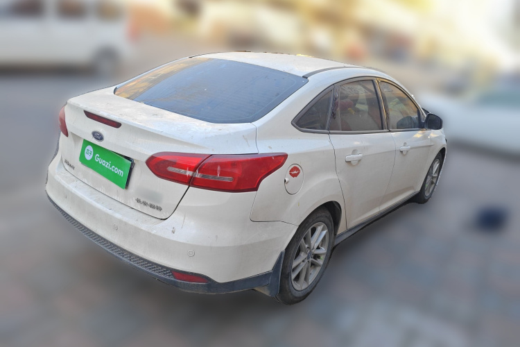 福特 福克斯 2015款 三厢 EcoBoost 125 手动超能风尚型车身外观6005