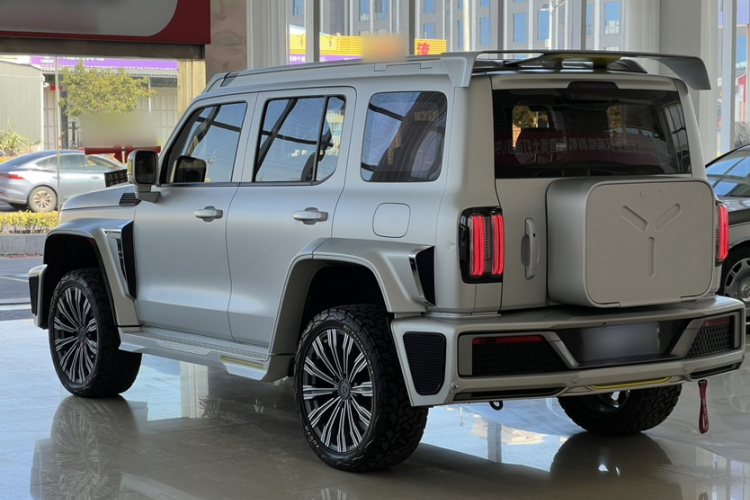 超境汽车 共创坦克300 2021款 2.0T 赛博坦克车身外观6001