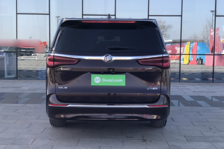 别克GL8 2023款 Avenir艾维亚 六座贤礼版车身外观6005