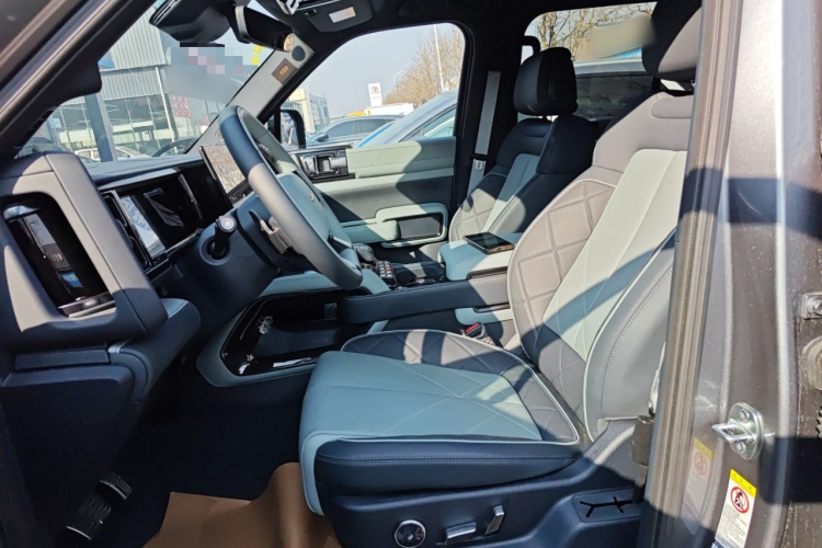 方程豹 豹5 2025款 天神智驾Ultra版中控内饰19