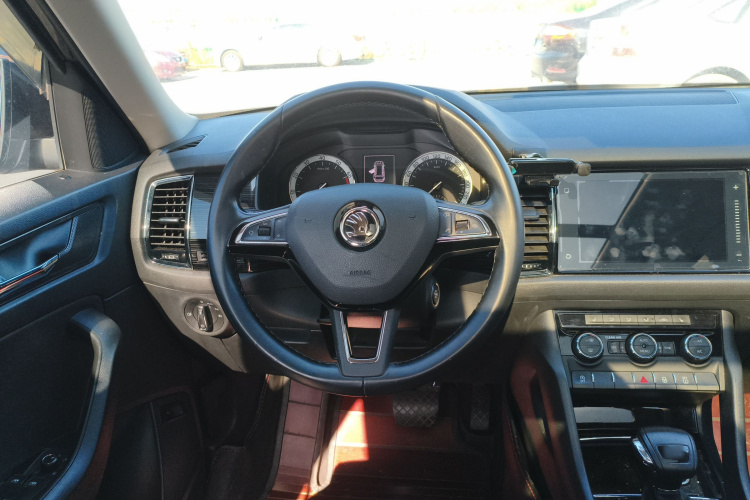 斯柯达 柯迪亚克 2018款 改款 TSI330 7座两驱豪华优享版局部细节13