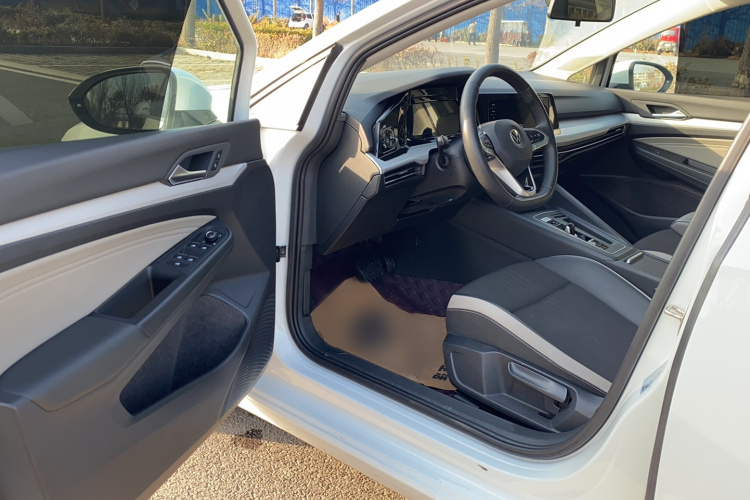大众 高尔夫 2023款 280TSI DSG Pro中控内饰7002