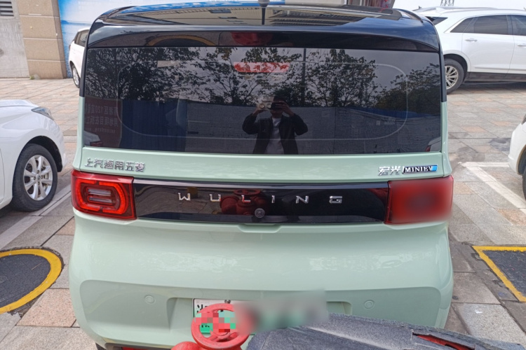 五菱汽车 宏光MINIEV 2021款 马卡龙时尚款 三元锂车身外观6