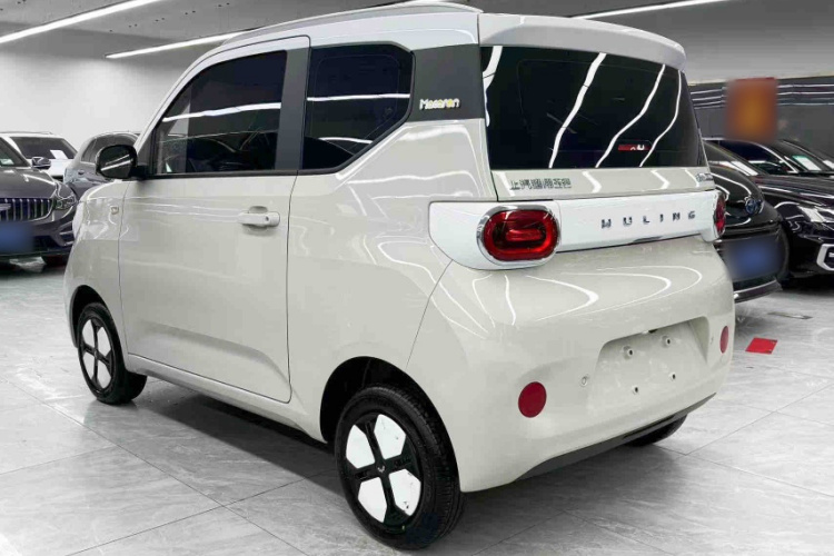 五菱汽车 宏光MINIEV 2024款 第三代 215km 进阶版车身外观6005