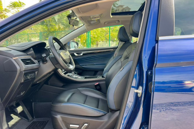 吉利汽车 帝豪GL 2020款 1.4T CVT尊贵型中控内饰7002