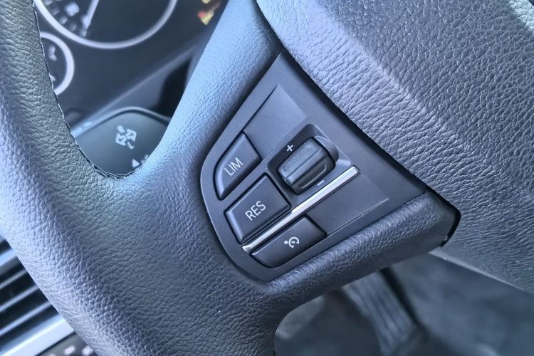 宝马X5（平行进口）中控内饰7006