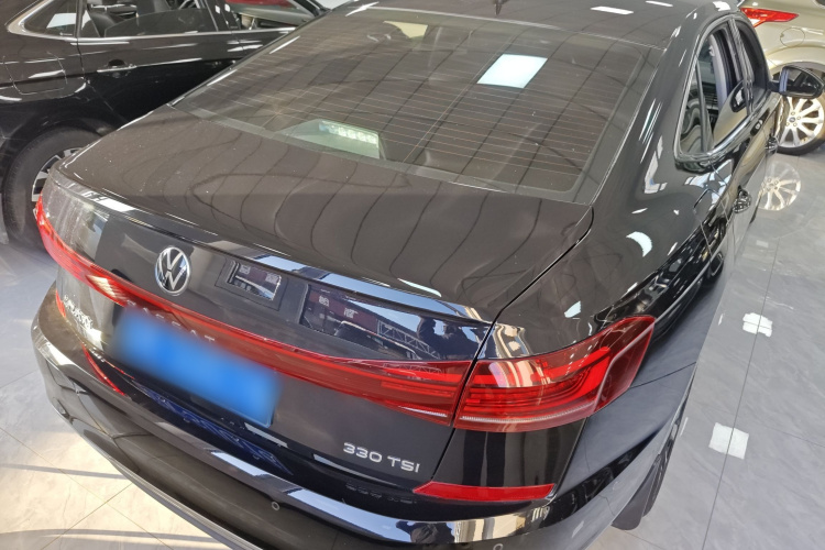 大众 帕萨特 2023款 改款 330TSI 豪华版车身外观6