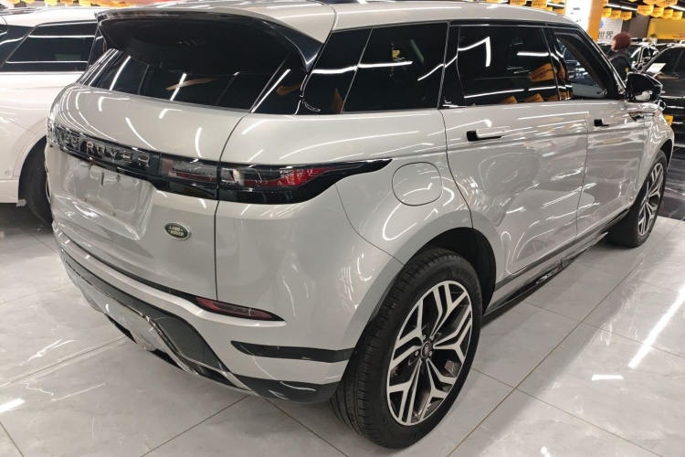 路虎 2024款 揽胜极光L SE 驭光尊耀版车身外观7