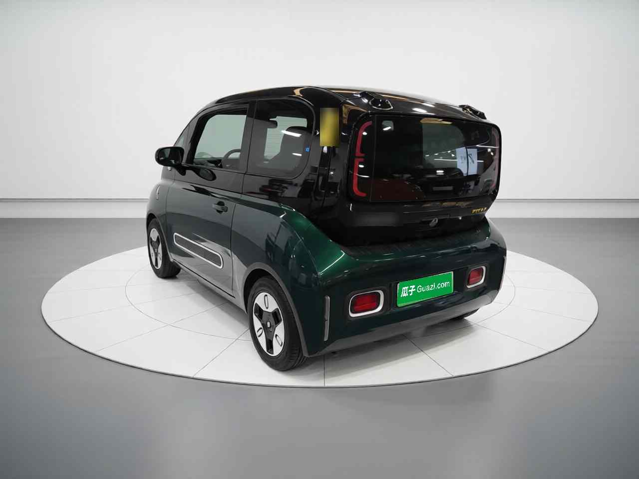 宝骏KiWi EV 2022款 设计师轻享版 磷酸铁锂(3)