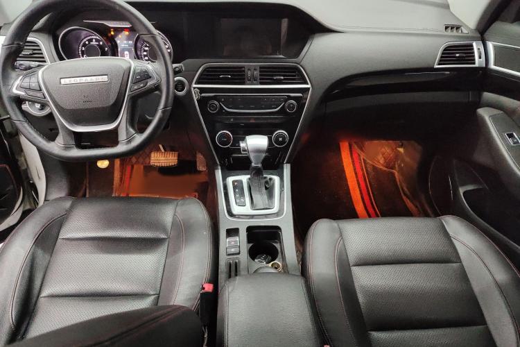 猎豹汽车 猎豹CS10 2017款 2.0T 自动都市型中控内饰7003