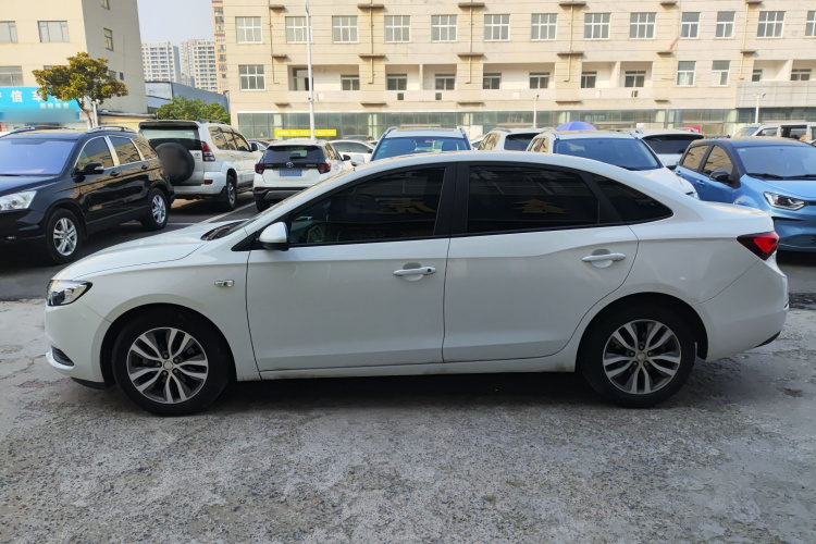 别克 英朗 2021款 改款 1.3T 自动轻混动精英型车身外观6003