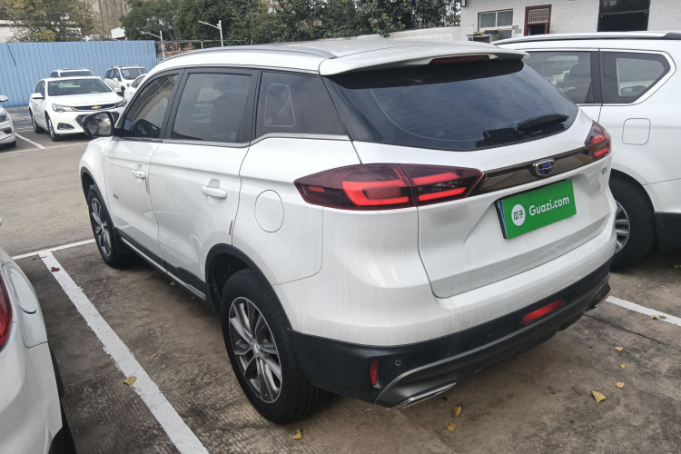 吉利汽车 博越 2020款 1.8TD DCT两驱智联型4G互联版车身外观4