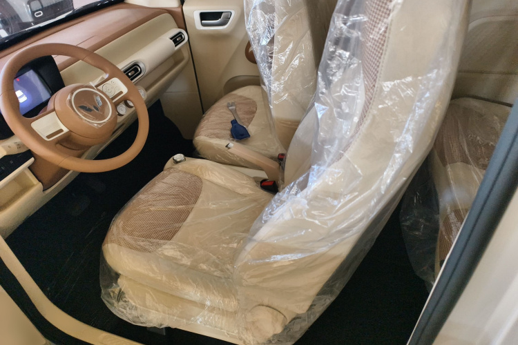 五菱汽车 宏光MINIEV 2024款 第三代 215km 青春版中控内饰19