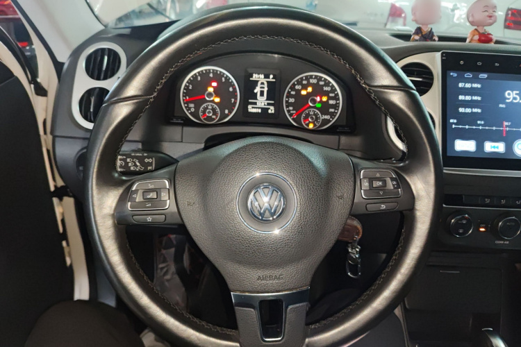 大众 途观 2016款 300TSI 自动两驱舒适版局部细节13