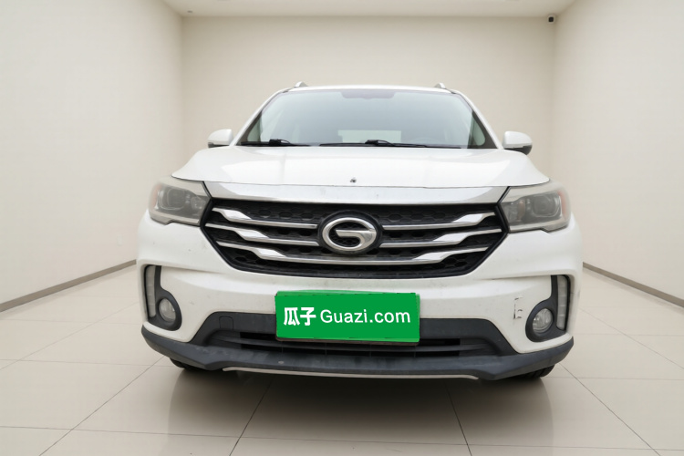 广汽传祺 传祺GS4 2017款 235T 手动两驱豪华版车身外观2