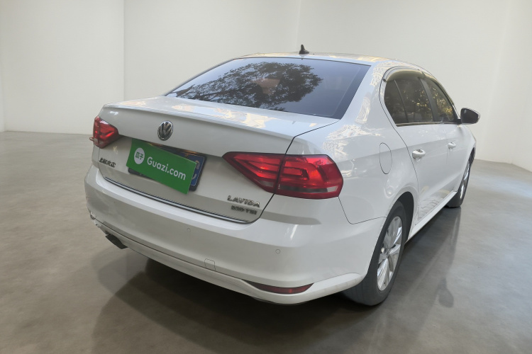 大众 朗逸 2015款 230TSI DSG舒适版车身外观7