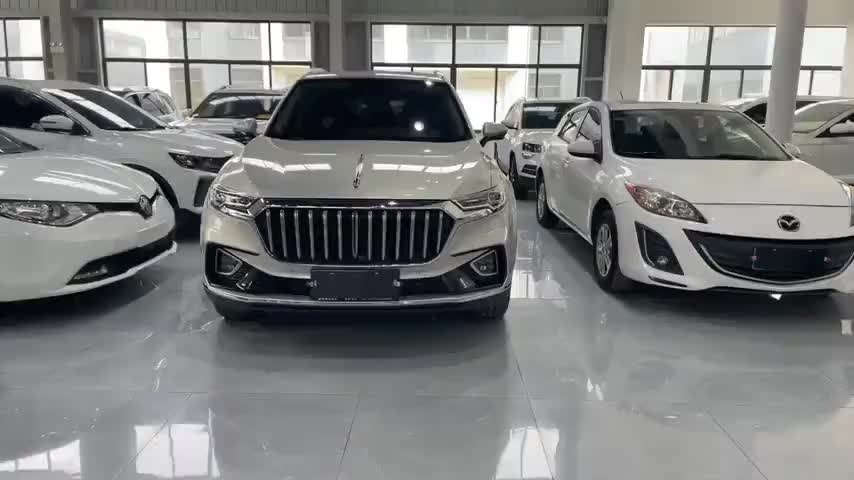 红旗HS5 2022款 改款 2.0T 智联旗享版实拍1