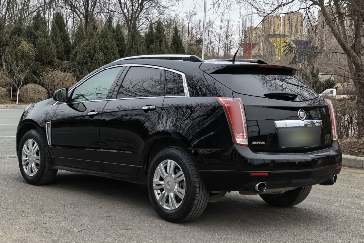 凯迪拉克SRX 2013款 3.0L 精英型车身外观6005