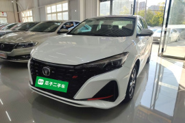 长安 逸动 2022款 PLUS 蓝鲸NE 1.4T GDI DCT尊贵版