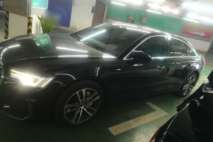 奥迪A6L 2021款 40 TFSI 豪华动感型车身外观6003