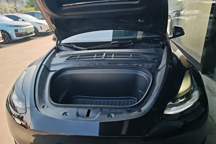 特斯拉 Model Y 2022款 改款 后轮驱动版局部细节24