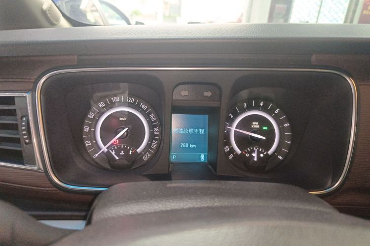 别克GL8 2018款 28T 豪华型 国VI局部细节14