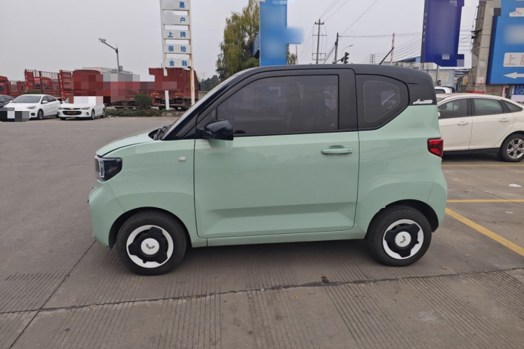 五菱汽车 宏光MINIEV 2021款 马卡龙时尚款 三元锂车身外观4