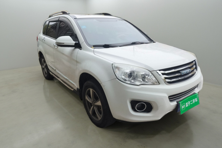 哈弗H6 2015款 升级版 1.5T 手动两驱精英型车身外观3