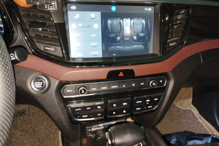 广汽传祺 传祺GS8 2017款 320T 两驱豪华智联版（七座）局部细节16