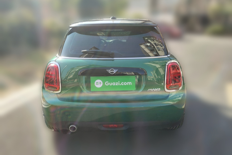 MINI 2020款 1.5T COOPER 艺术家车身外观6