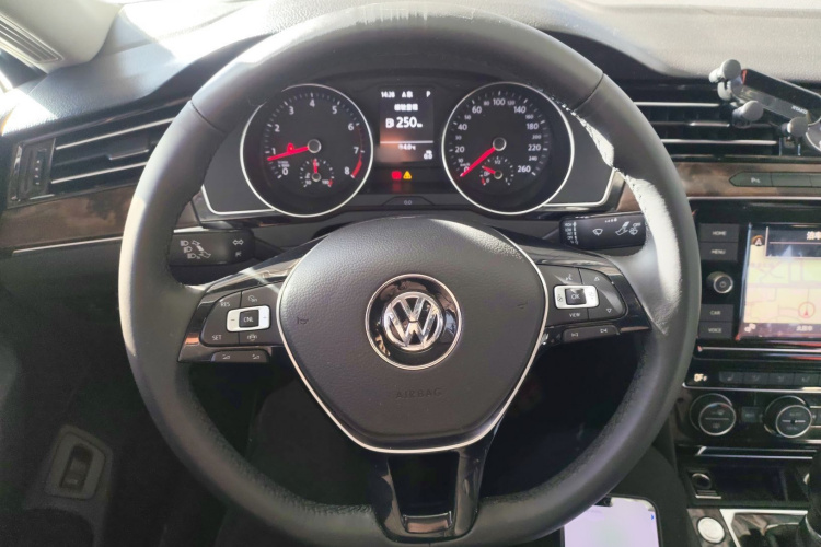 大众 迈腾 2019款 330TSI DSG 豪华型 国VI中控内饰13