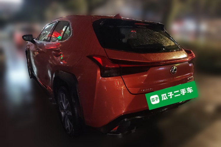 雷克萨斯UX新能源 2020款 300e 纯·悦版车身外观5