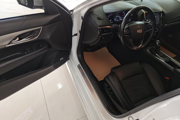 凯迪拉克ATS-L 2016款 28T 精英型中控内饰7003