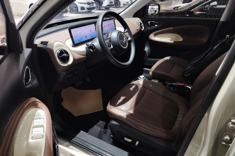 五菱汽车 五菱缤果 2023款 410km 灵犀尊享款中控内饰20