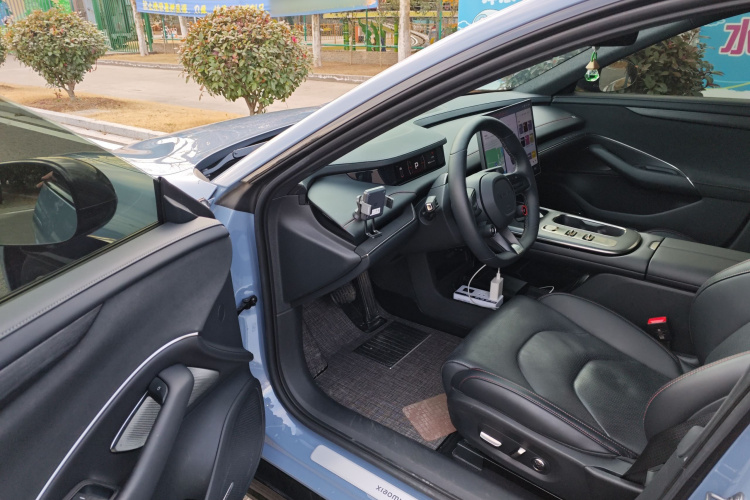 小米汽车 小米SU7 2024款 后驱标准创始版中控内饰7003