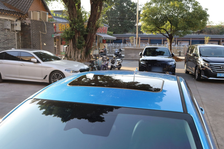 奇瑞 艾瑞泽GX 2019款 Pro 1.5T CVT睿色版 国VI车身外观6010