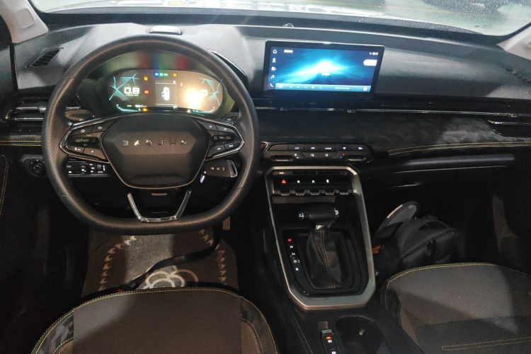 宝骏RS-3 2020款 1.5L CVT智能精英型中控内饰7002