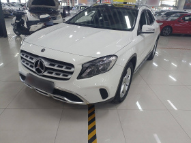 奔驰GLA 2018款 GLA 200 动感型