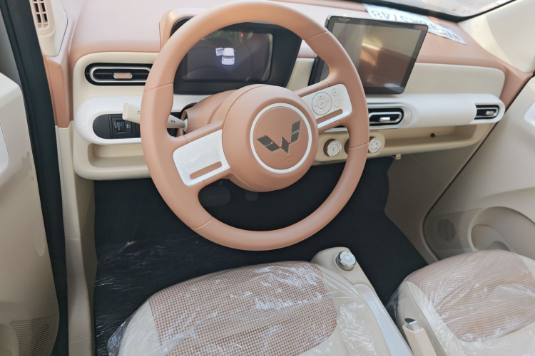 五菱汽车 宏光MINIEV 2024款 第三代 215km 青春版中控内饰12