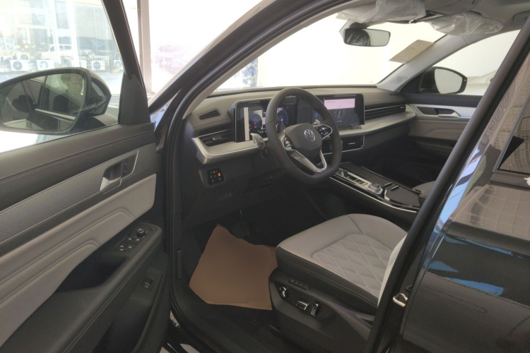 大众 揽巡 2024款 改款 380TSI 四驱R-Line巡游 众享款中控内饰7003