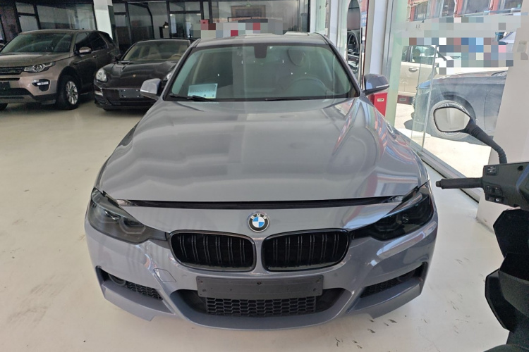 宝马3系 2016款 320Li 进取型车身外观2