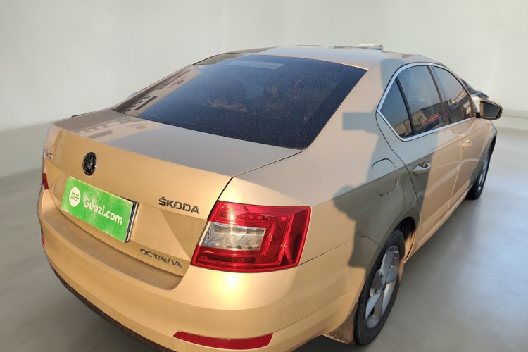 斯柯达 明锐 2015款 1.6L 手动逸杰版车身外观7