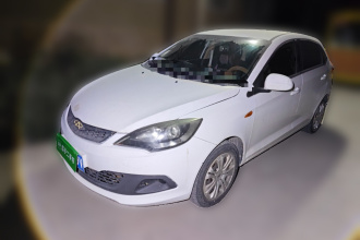 奇瑞 风云2 2015款 1.5L 手动新锐版