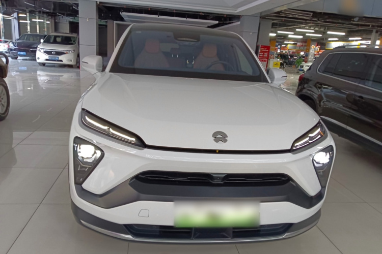 蔚来EC6 2020款 605KM 运动版车身外观2