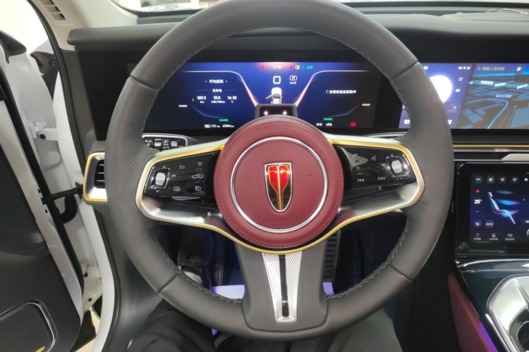 红旗E-HS9 2022款 660km 旗畅版 六座中控内饰13