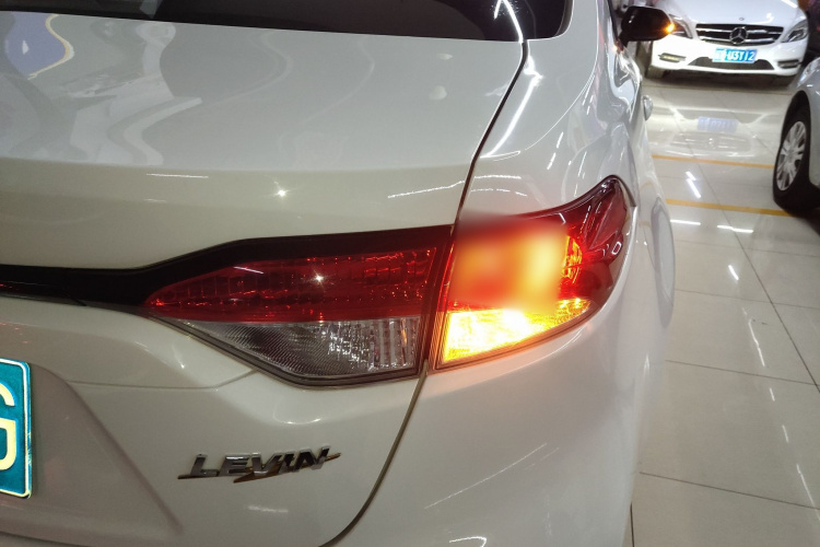 丰田 雷凌 2021款 TNGA 1.5L CVT进取版车身外观9