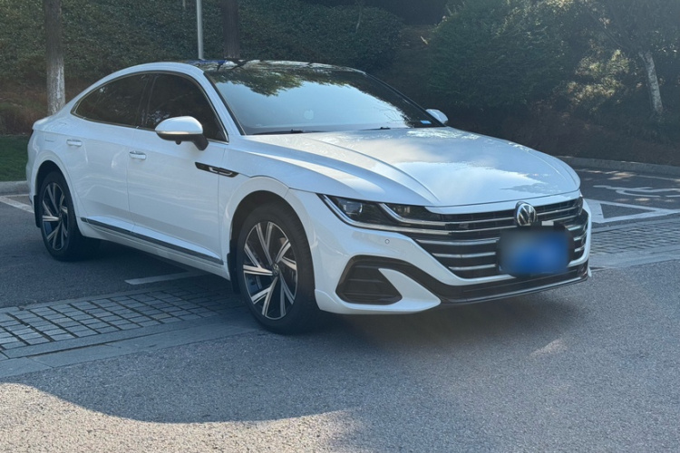 一汽-大众CC 2024款 330TSI 炫目版车身外观6003