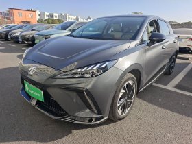 名爵 MG4 EV 2022款 520km 旗舰版