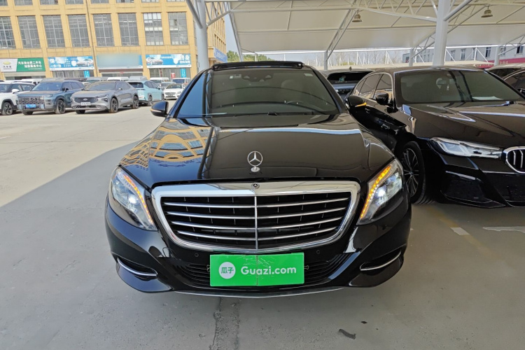 奔驰S级 2017款 S 320 L 商务型车身外观2