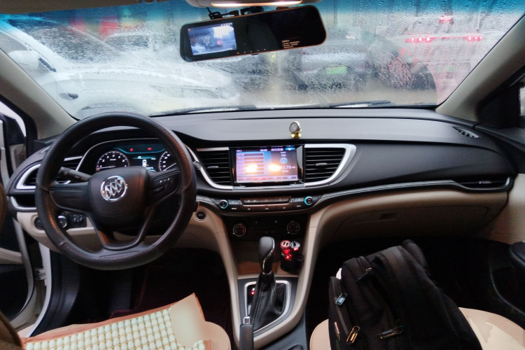 别克 英朗 2016款 15N 自动精英型中控内饰12